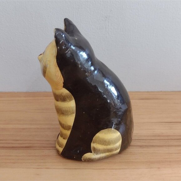 Vintage Archana Handicrafts Paper Mache Sitting Tabby Cat Figurine Hand Painted - Picture 2 of 7